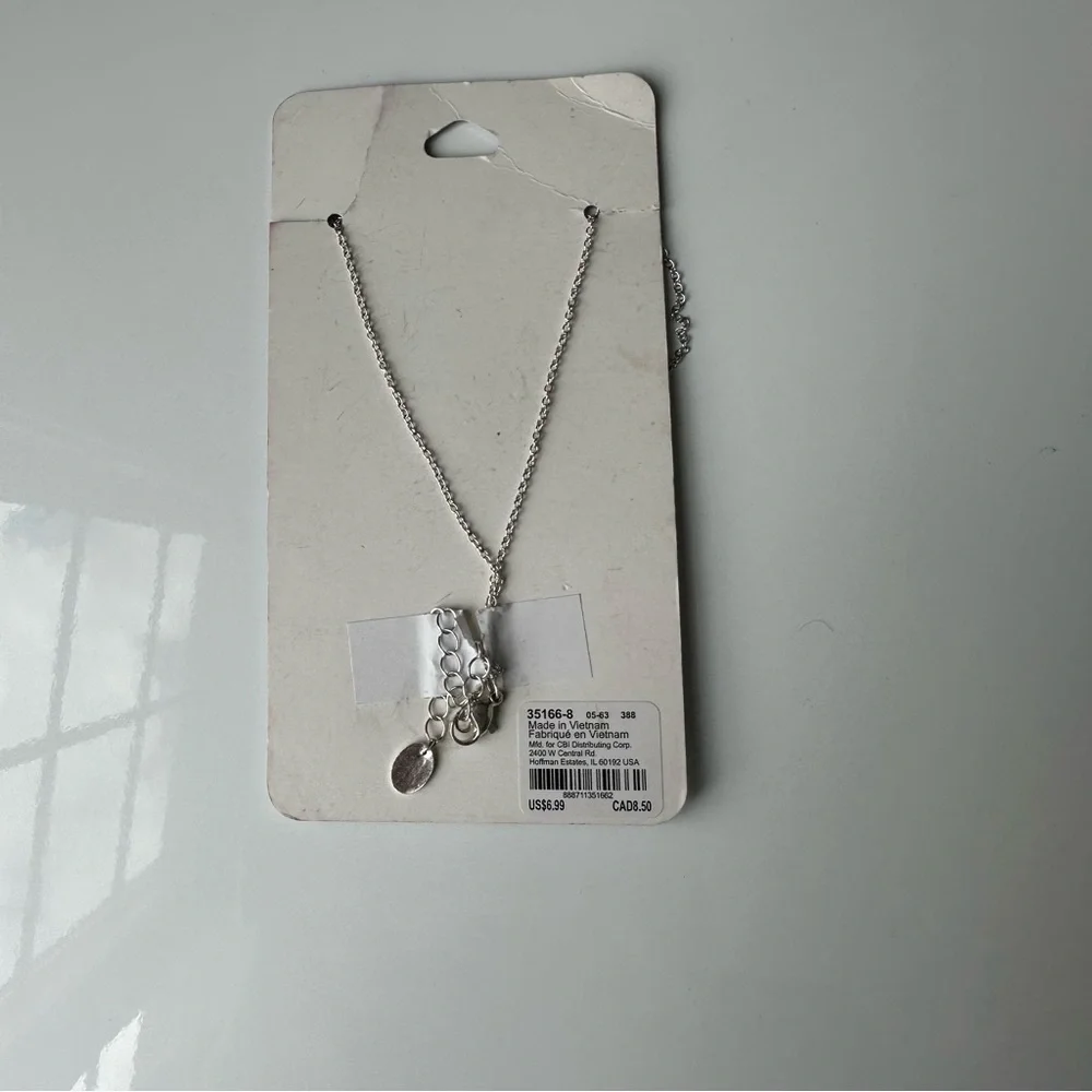 Claire’s Pendant Necklace